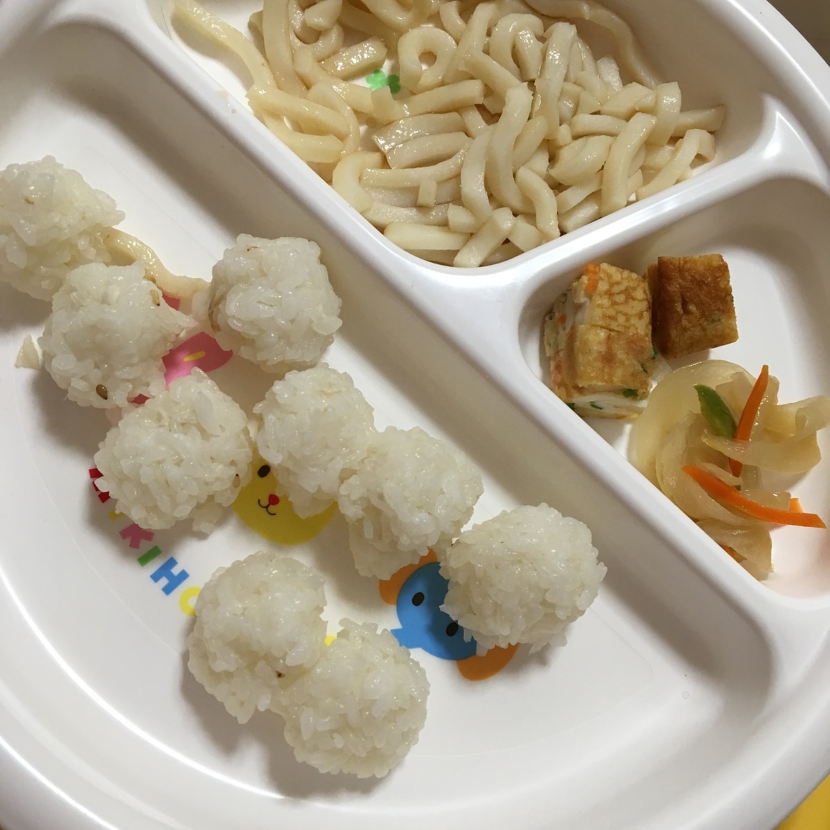 離乳食完了期 鯵おにぎりと野菜炒めと冷やしうどん レシピ 作り方 By Xmickyx 楽天レシピ 離乳食完了期 鯵おにぎりと野菜炒めと冷やしうどん レシピ 作り方 By Xmickyx 楽天レシピ